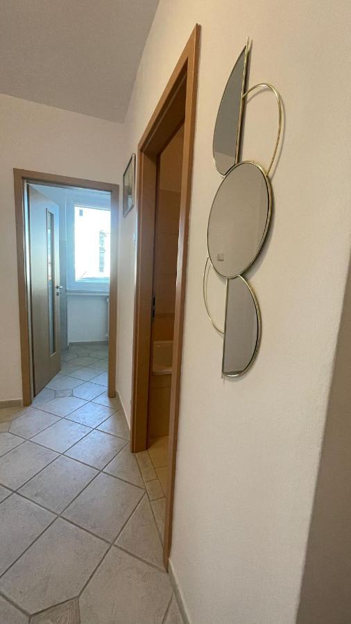 Studio Old Town City Center Calea Victoriei Bukarest Eksteriør billede